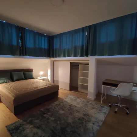 Blue Riverside פודגוריצה